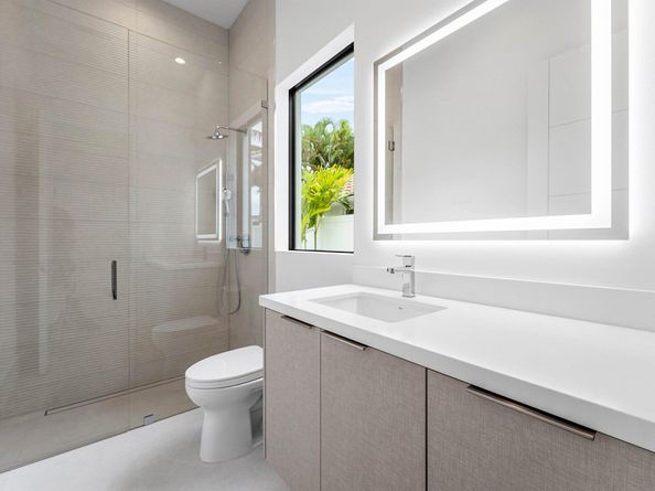 498 NE 6th Street, Boca Raton FL 33432