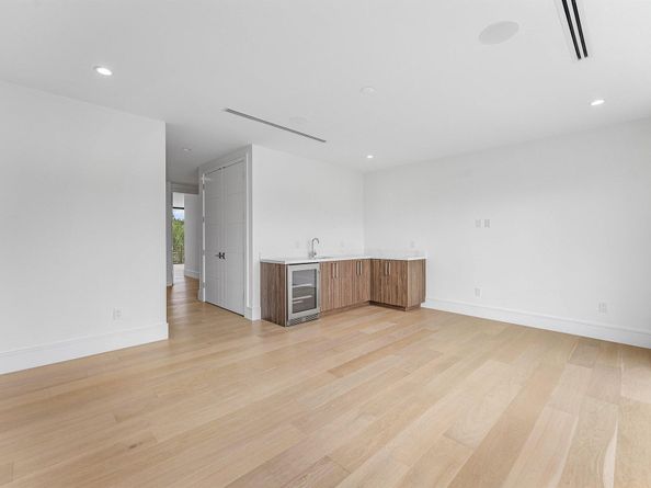 498 NE 6th Street, Boca Raton FL 33432