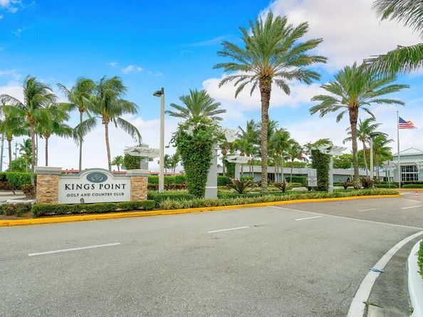 6 Capri A, Delray Beach FL 33484