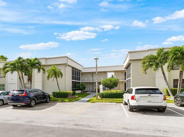 6 Capri A, Delray Beach FL 33484