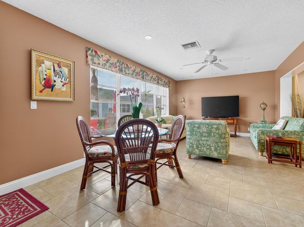 2638 E Gately Drive 83, West Palm Beach FL 33415