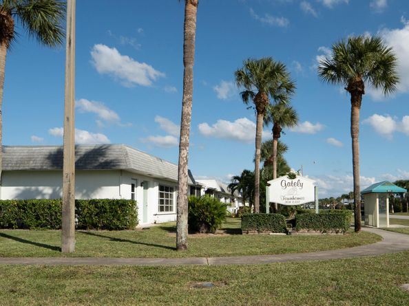 2638 E Gately Drive 83, West Palm Beach FL 33415