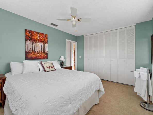 2638 E Gately Drive 83, West Palm Beach FL 33415