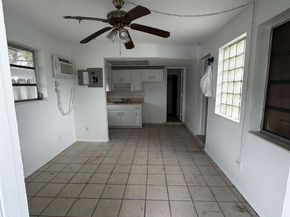 405-407 SE 23rd St, Fort Lauderdale FL 33316