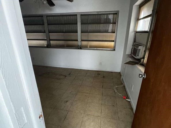 405-407 SE 23rd St, Fort Lauderdale FL 33316