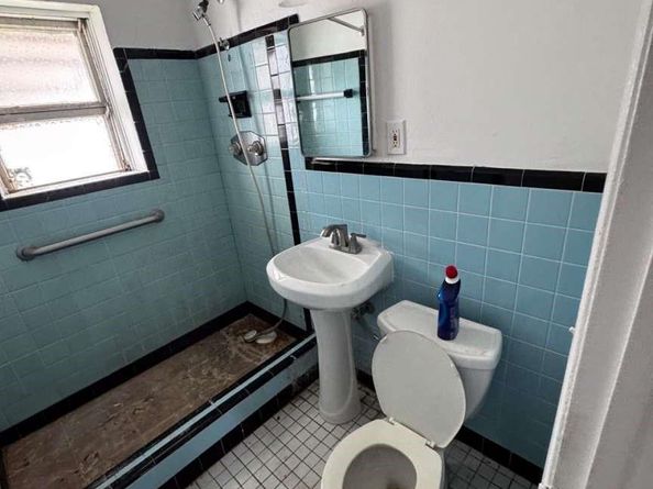 405-407 SE 23rd St, Fort Lauderdale FL 33316