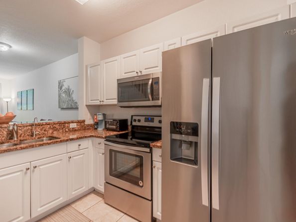 4203 Napoli Lake Drive, Riviera Beach FL 33410