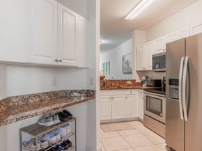 4203 Napoli Lake Drive, Riviera Beach FL 33410