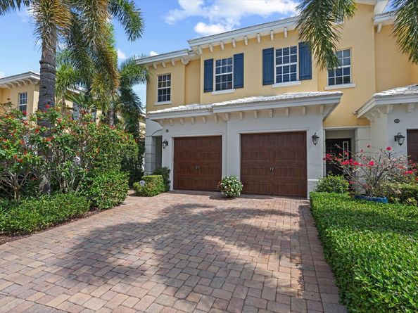 218 Mariner Court, North Palm Beach FL 33408