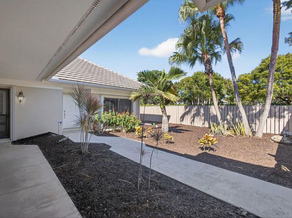 158 Coventry Place, Palm Beach Gardens FL 33418