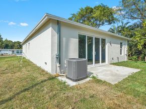 7874 Griswold St, Lantana FL 33462