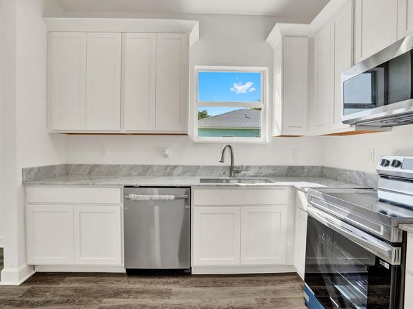 7874 Griswold St, Lantana FL 33462