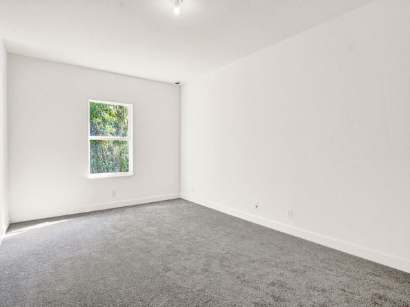 7874 Griswold St, Lantana FL 33462