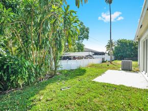 7874 Griswold St, Lantana FL 33462