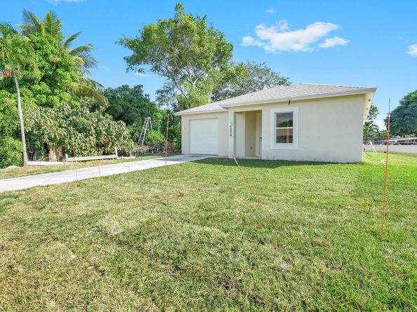 7874 Griswold St, Lantana FL 33462