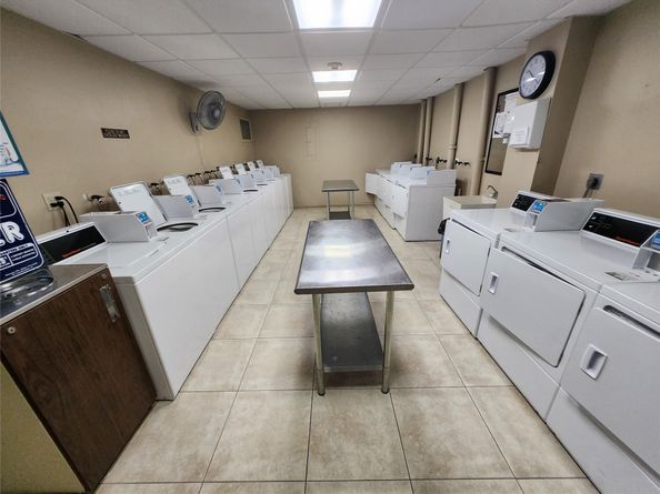 900 NE 18th Ave 602, Fort Lauderdale FL 33304