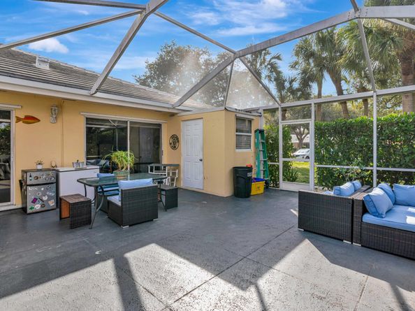 4904 Lake Catherine Drive, Palm Beach Gardens FL 33403