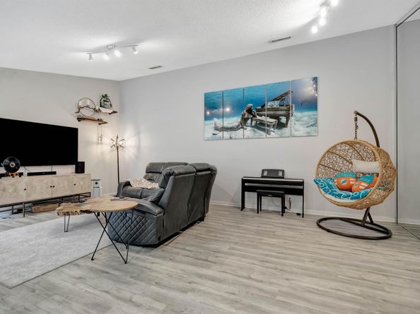 4904 Lake Catherine Drive, Palm Beach Gardens FL 33403