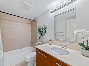 2641 N Flamingo Rd 901N, Sunrise FL 33323