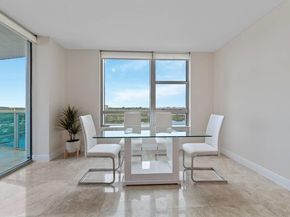 2641 N Flamingo Rd 901N, Sunrise FL 33323