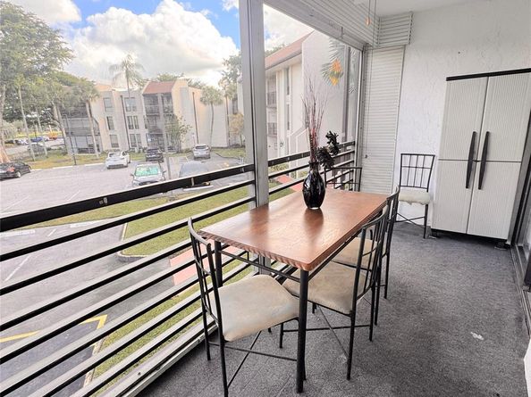 7950 W Mcnab Rd 203, Tamarac FL 33321