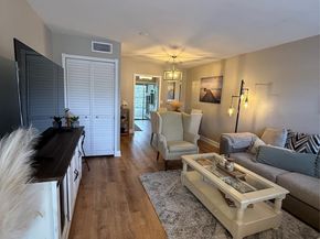 22 Abbey Ln 205, Delray Beach FL 33446