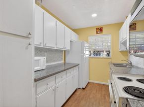 4550 NW 2nd Street B, Delray Beach FL 33445