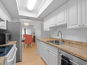 11397 Pond View Drive E203, Wellington FL 33414