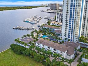 112 Water Club Court N, North Palm Beach FL 33408