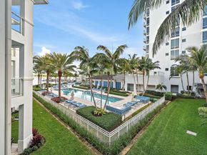 112 Water Club Court N, North Palm Beach FL 33408