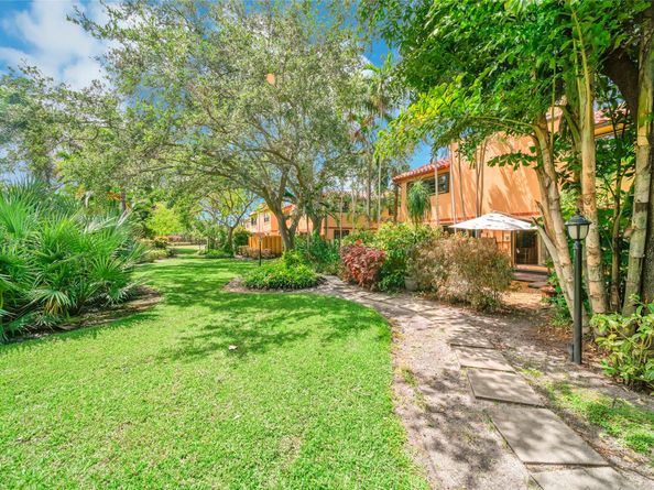 200 NE 17th Ct 805, Fort Lauderdale FL 33305