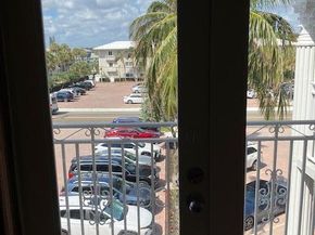 1199 Hillsboro Mile 323, Hillsboro Beach FL 33062