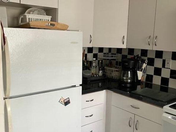 1199 Hillsboro Mile 323, Hillsboro Beach FL 33062