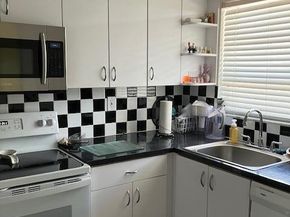 1199 Hillsboro Mile 323, Hillsboro Beach FL 33062