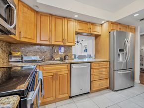 6699 NW 2nd Avenue 416, Boca Raton FL 33487