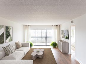 1030 Us Highway 1 306, North Palm Beach FL 33408