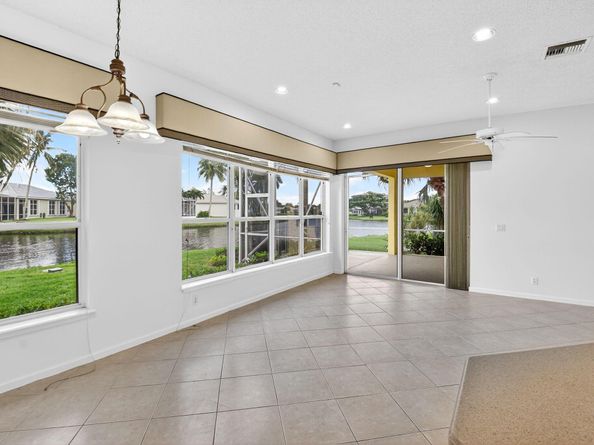 7975 Rockford Road, Boynton Beach FL 33472