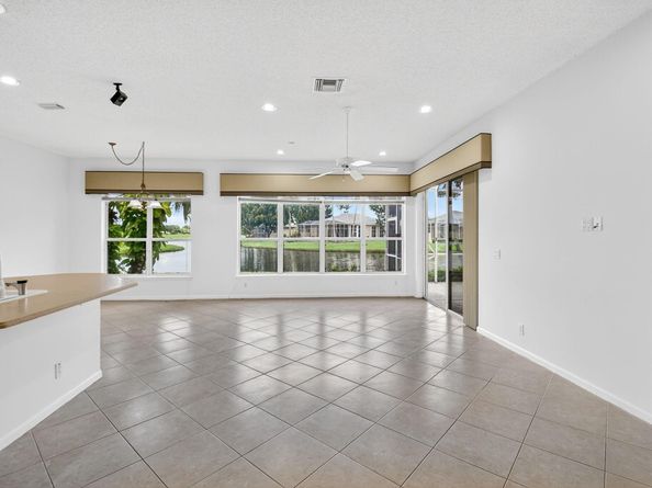 7975 Rockford Road, Boynton Beach FL 33472