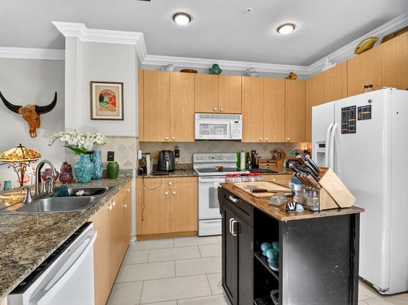 71 Atlantic Grove Way 71, Delray Beach FL 33444