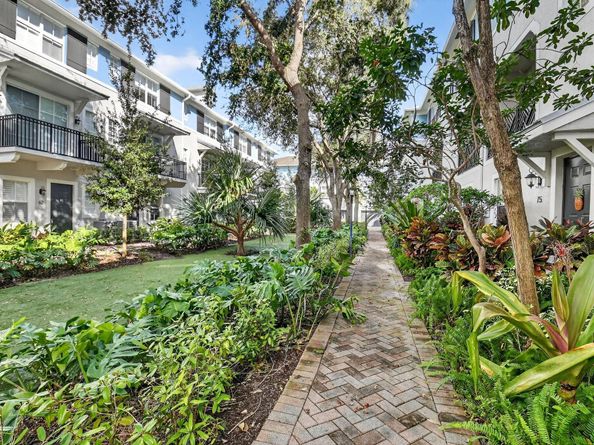 71 Atlantic Grove Way 71, Delray Beach FL 33444