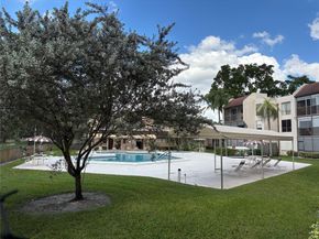 6451 University Dr 112, Tamarac FL 33321