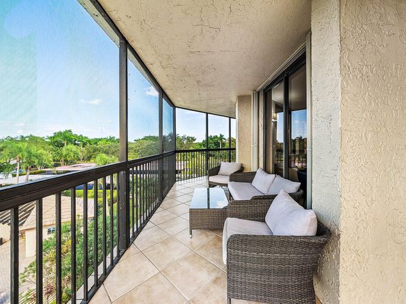 5279 Fountains Drive S 405, Lake Worth FL 33467