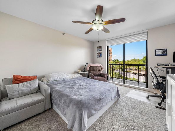 5279 Fountains Drive S 405, Lake Worth FL 33467