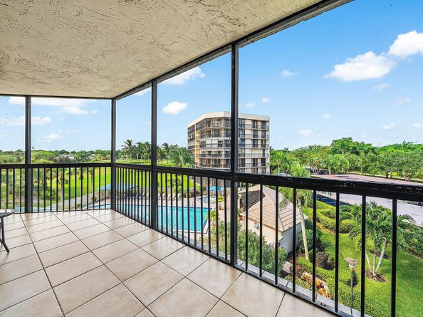 5279 Fountains Drive S 405, Lake Worth FL 33467