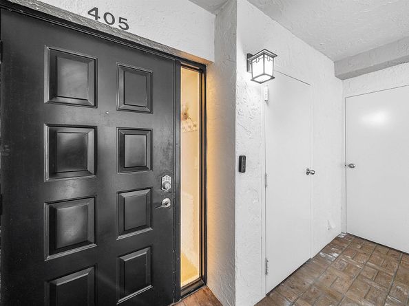 5279 Fountains Drive S 405, Lake Worth FL 33467