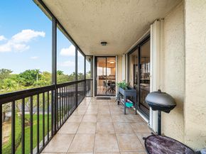 5279 Fountains Drive S 405, Lake Worth FL 33467
