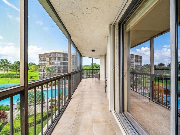 5279 Fountains Drive S 405, Lake Worth FL 33467