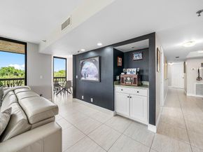 5279 Fountains Drive S 405, Lake Worth FL 33467