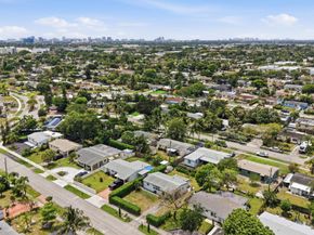 330 NE 59th Court, Oakland Park FL 33334