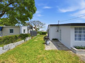 330 NE 59th Court, Oakland Park FL 33334